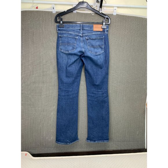 Lucky Brand Women's Size 6 Blue Bootcut Jeans Denim Mid Rise Lightly Distressed - Picture 2 of 11